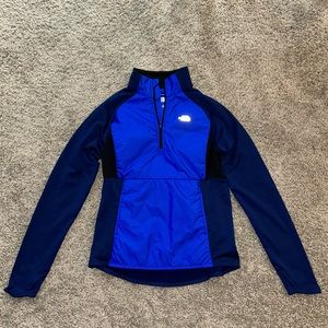 LIKE NEW The North Face Women’s Winter Warm Insulated Pullover Sweater